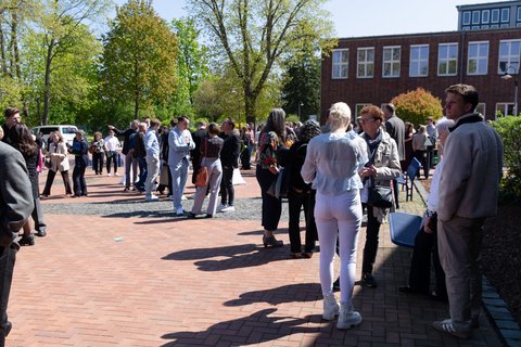 Abschlussfeier 2026 an der Ostfalia am Campus Salzgitter (öffnet Vergrößerung des Bildes)