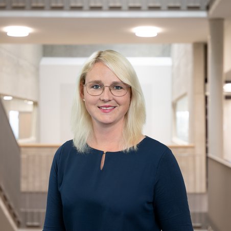 Prof. Dr. Bianca Steiner
