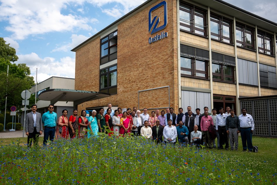 Eine hochrangige Delegation aus dem Bildungssektor des indischen Bundesstaates Telangana hat am 30. Juni 2026 die Ostfalia Hochschule für angewandte Wissenschaften am Campus Wolfenbüttel besucht.