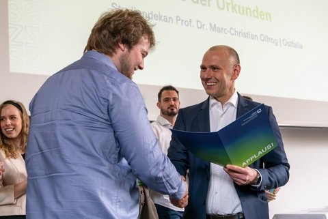 Abschlussfeier 2024 (öffnet Vergrößerung des Bildes)