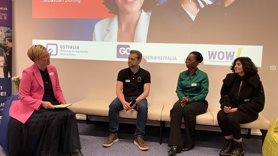 Janina Deeke, Sebastian Döring, Alvine Umland und Mariana Solorzano