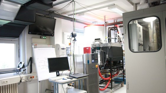 Gesamtbild des Labors für Energie- und Kältetechnik an der Fakultät Versorgungstechnik