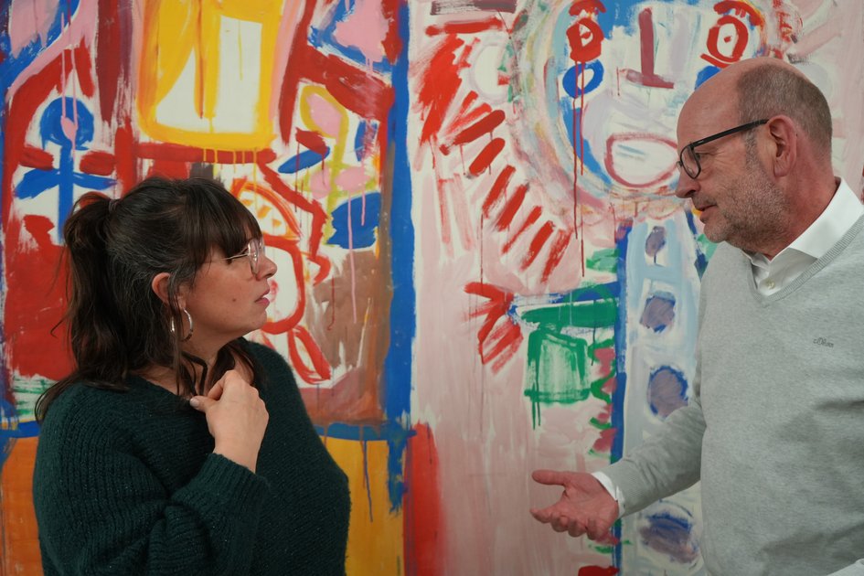 Türkân Deniz-Roggenbuck und Prof. Heinz-Dieter Quack im Podcast-Gespräch: In der neuen Folge von „Einfach Forschung“ sprechen sie über Gender Diversity, marginalisierte Perspektiven und Vielfalt in der Sozialen Arbeit.