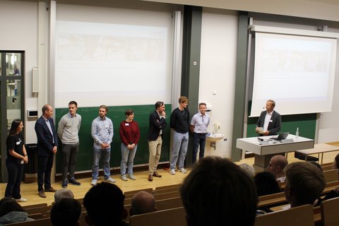 Recruiting Night Duales Studium an der Ostfalia im September 2026 - Studieninteressierte, Partnerunternehmen und Hochschule finden ihre Matches. (öffnet Vergrößerung des Bildes)