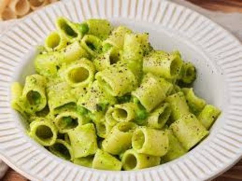 Teller mit Nudeln (öffnet Vergrößerung des Bildes)