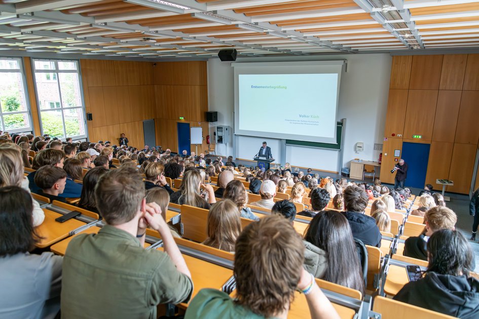 Erstsemesterbegrüßung der Ostfalia am Campus Salzgitter.