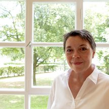 Dr. Annett Volmer