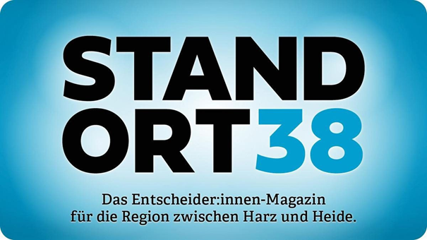 Logo: "Standort38. Das Entscheider:innen-Magazin für die Region zwischen Harz und Heide."