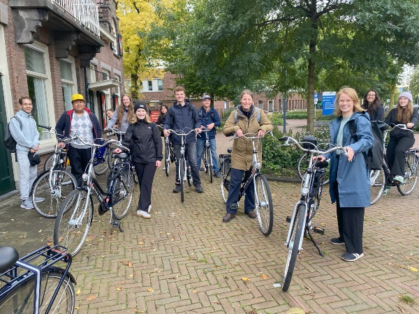 Vorbildliche Fahrradkultur: Exkursion nach Utrecht und Houten 2024
