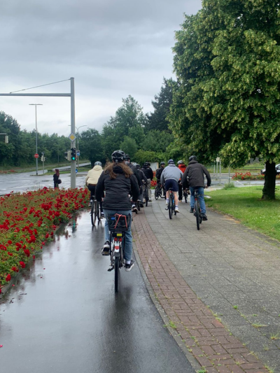 Im Rahmen des Mobilitätstages war das Institut für Verkehrsmanagement am 05.06.2024 zu Gast am Gymnasium Raabeschule in Braunschweig.