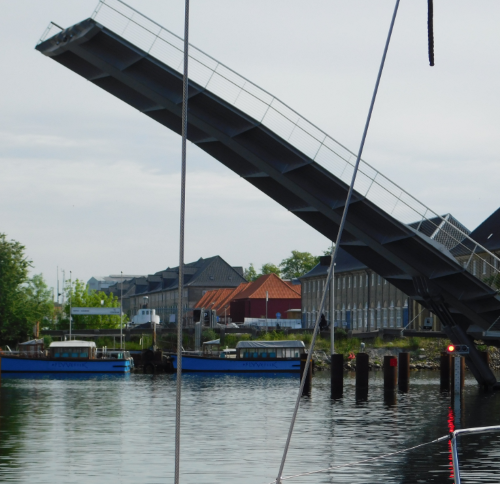 Klappbrücke auf den Weg in die Innenstadt von Kopenhagen